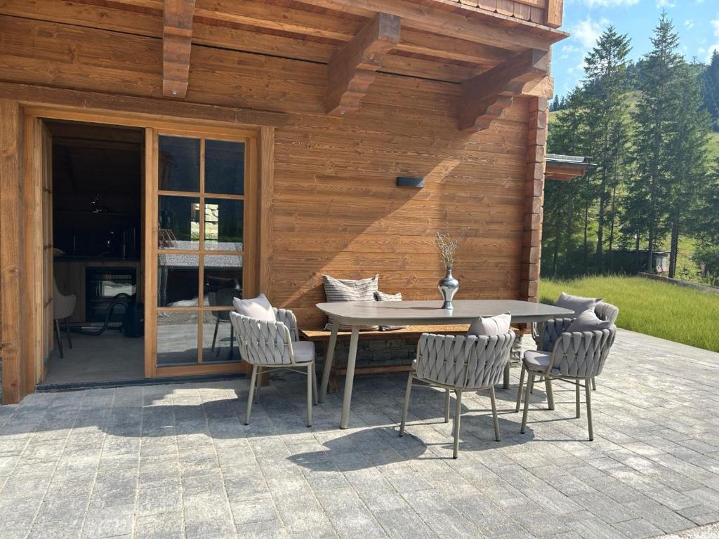 Siseõu või muu väliala majutusasutuses Sissi´s green Chalets