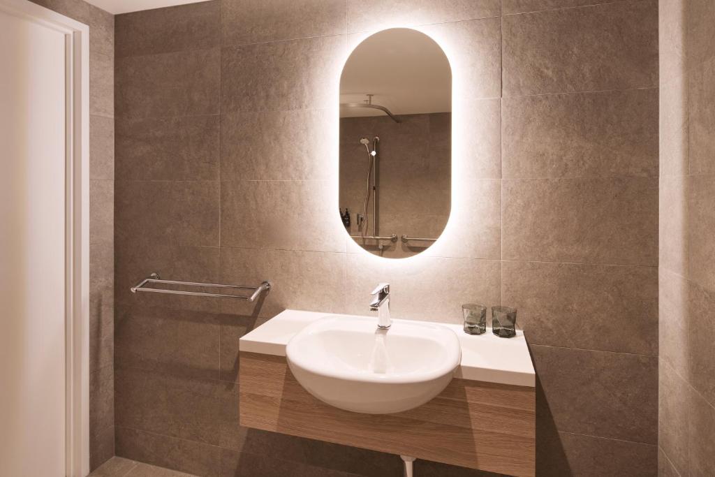 Rydges Hotel Port Macquarie - King Room - Accesso Disabili