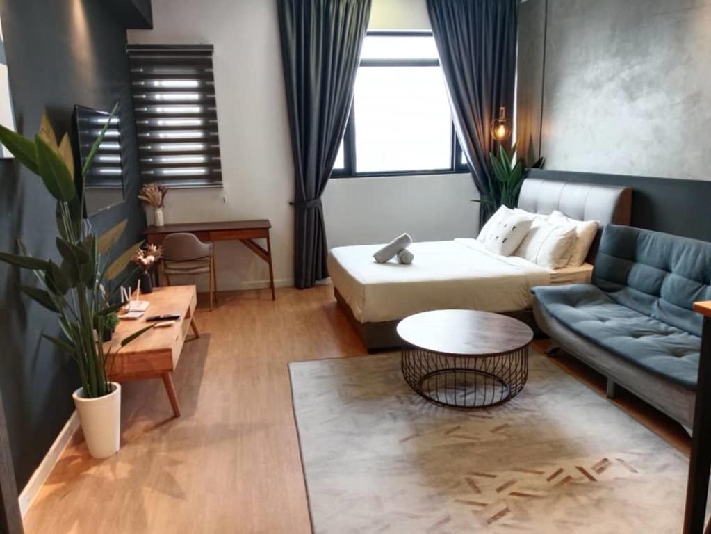 Posezení v ubytování Chambers Residence by Gloria Homes