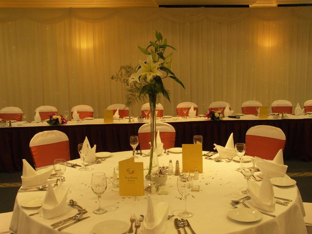 Restaurace v ubytování Woodlands Hotel & Leisure Centre