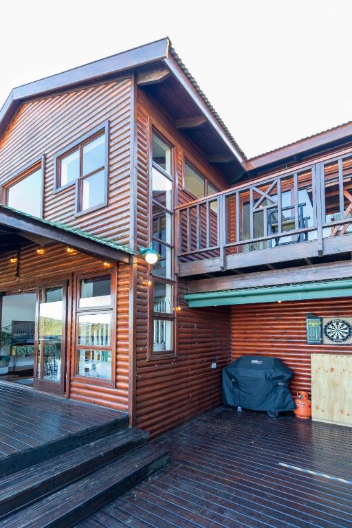 Peak's Cabin - Endless Ocean Views - Fireplace - Fast WiFi - Image 40