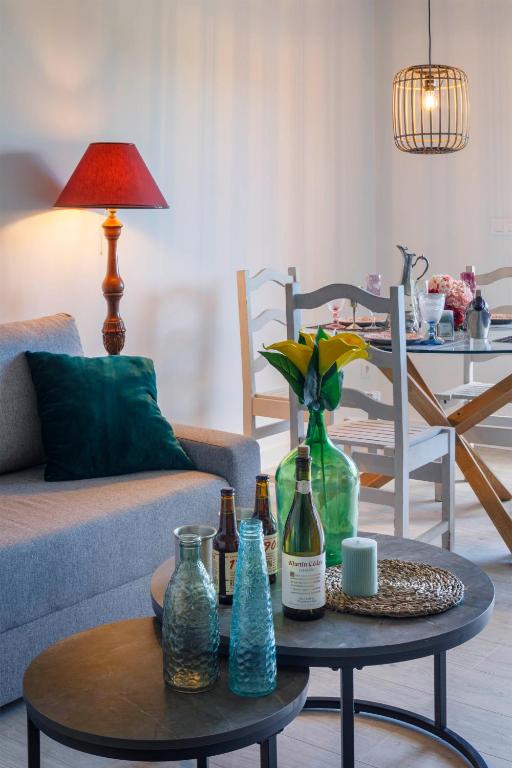 Luxury Singular Apartments Orange - 12