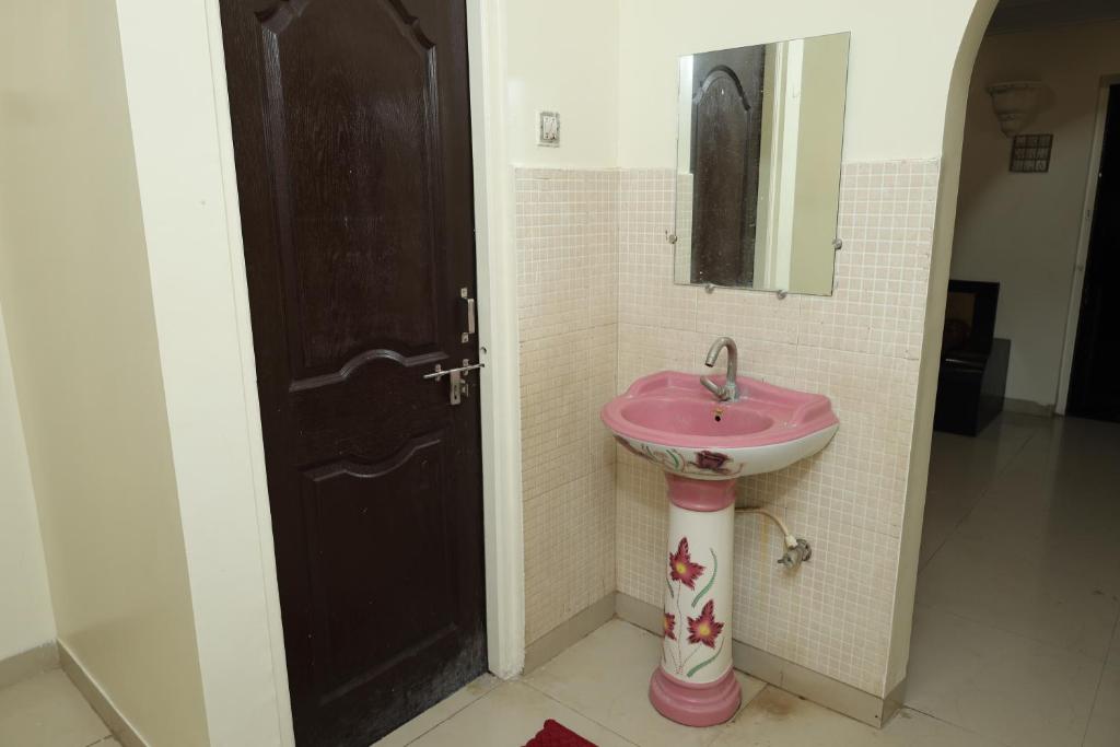 Koupelna v ubytování Laxminarayan service apartment