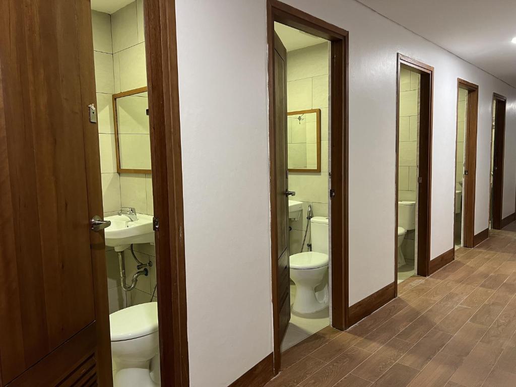 Koupelna v ubytování Senayan Stay