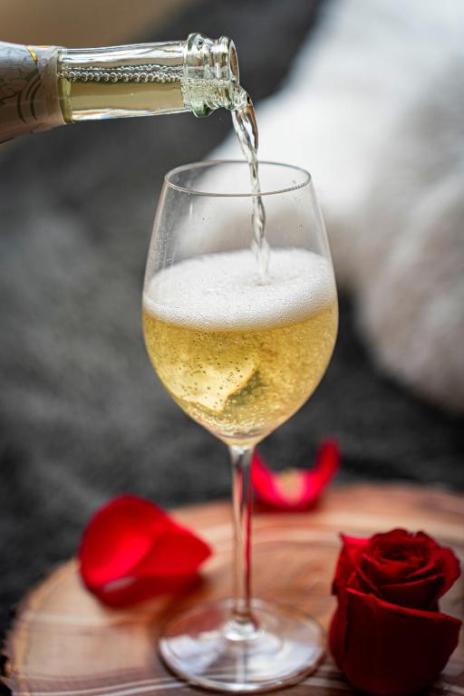 Suitetrails - Golden River Apartment