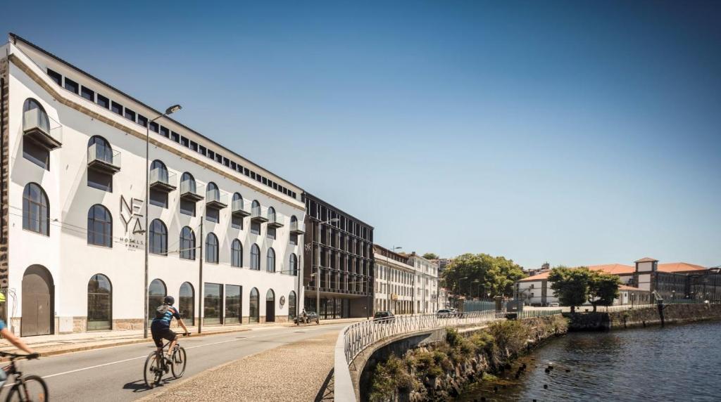 Jízda na kole v ubytování NEYA Porto Hotel nebo okolí