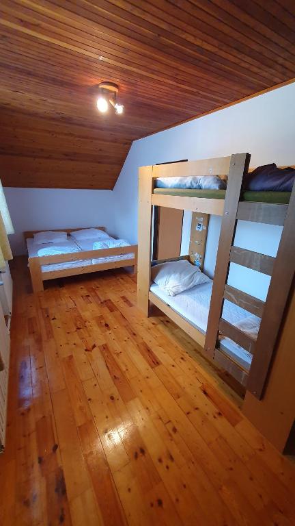 Postel nebo postele na pokoji v ubytování Prázdninový dům Hradiště