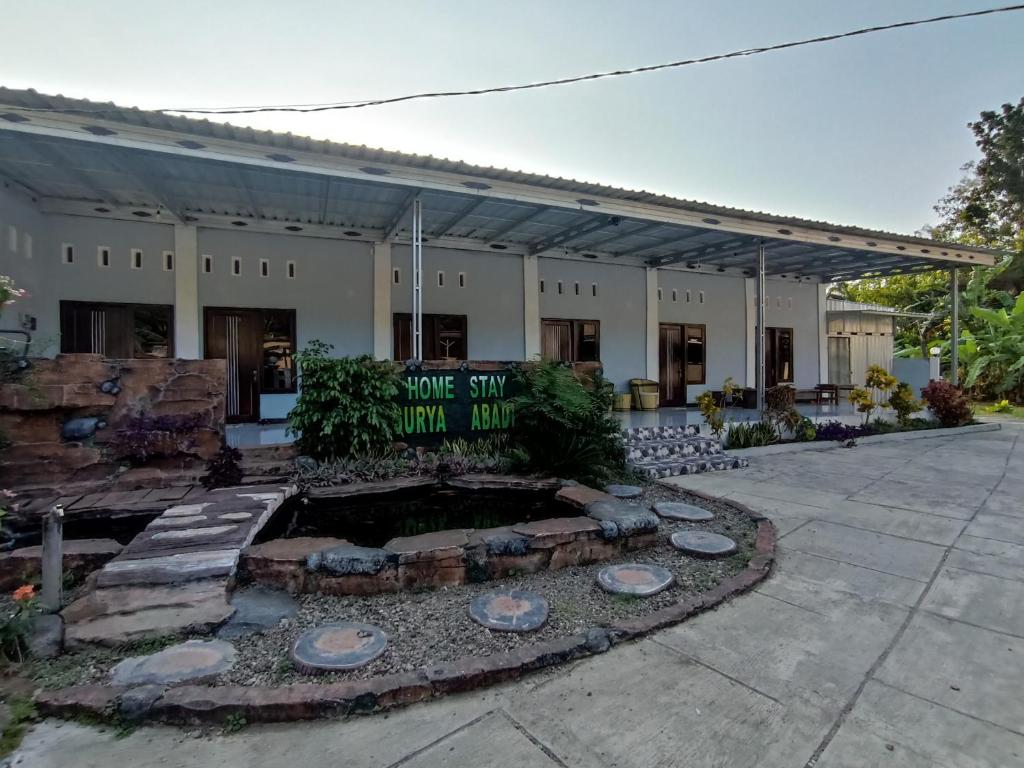 Surya Abadi Homestay Syariah RedPartner - Housity
