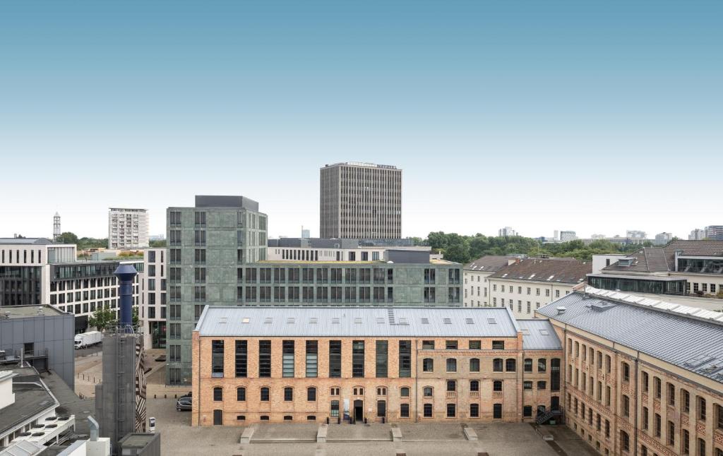 Nespecifikovaný výhled na destinaci Berlín nebo výhled na město při pohledu z hotelu