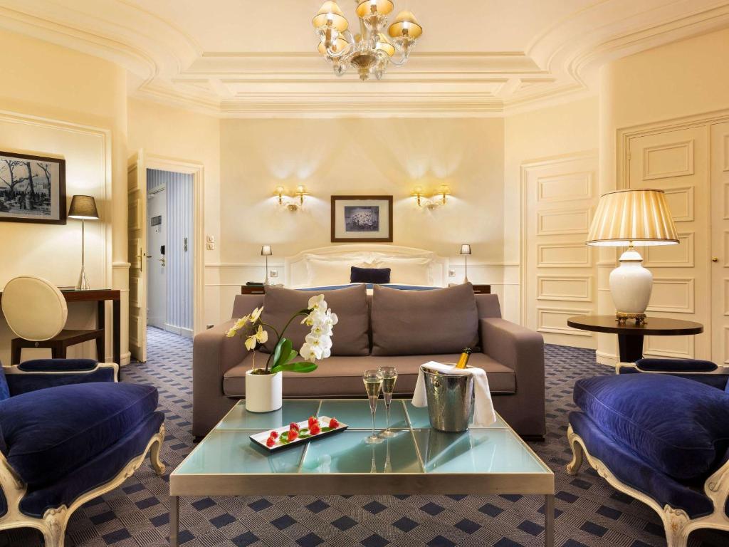 Posezení v ubytování Le Royal Hotel Lyon - MGallery Collection