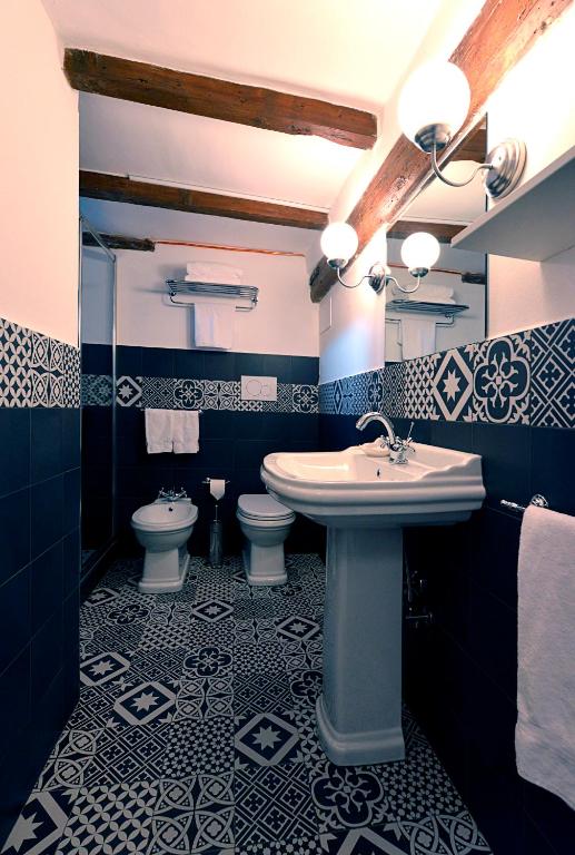 Phi Hotel Bologna Apartments - Luxury Apartment