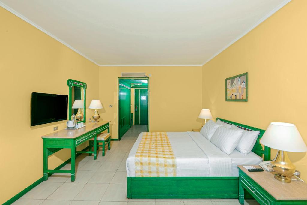 Postel nebo postele na pokoji v ubytování Giftun Azur Resort
