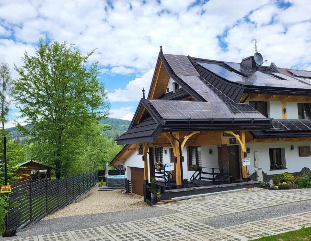 Budova, v ktorej sa apartmán nachádza