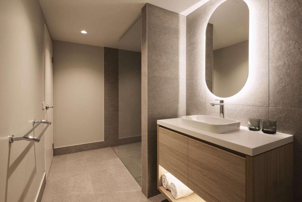 Un baño de Rydges Hotel Port Macquarie
