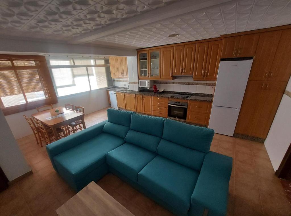 Gran apartamento con la playa a 2 kilómetros para familias - Apartment