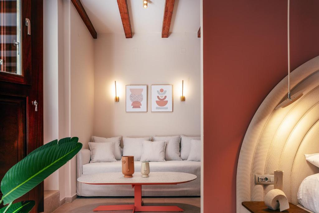 La Montre Luxury Boutique Suites - 4