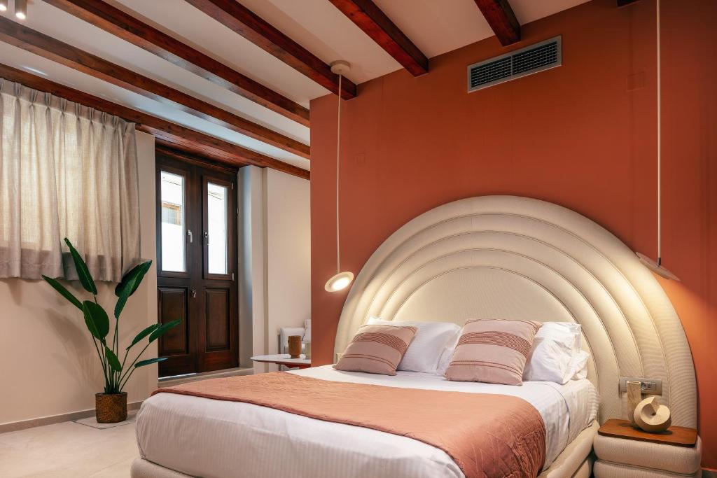 La Montre Luxury Boutique Suites - 1