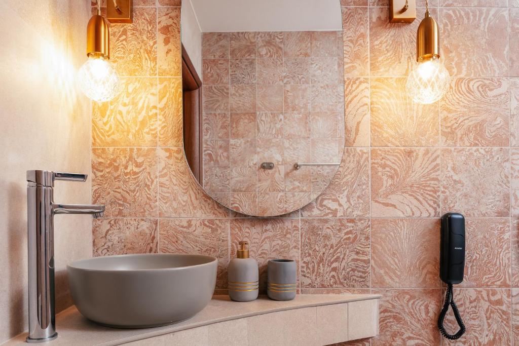 La Montre Luxury Boutique Suites - 7