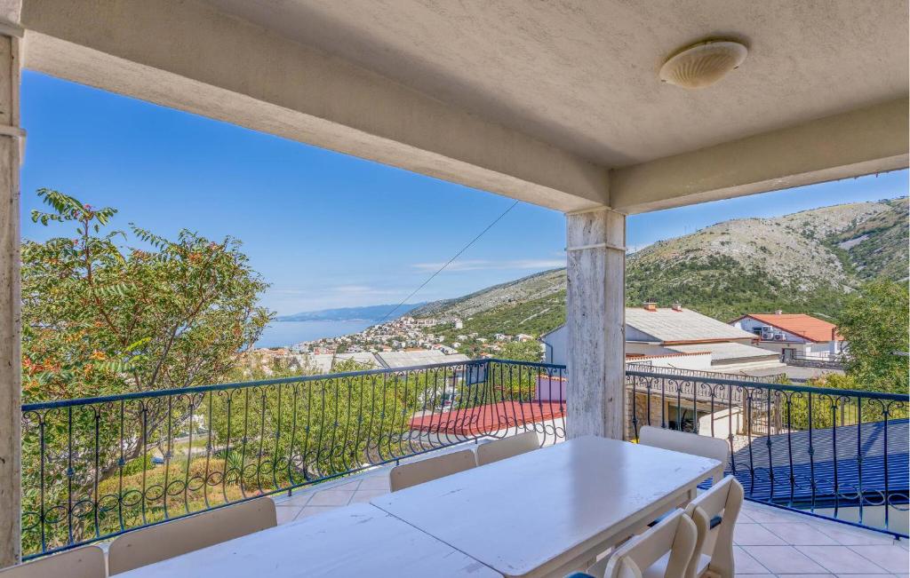 Naturlandskabet i nærheden af lejligheden