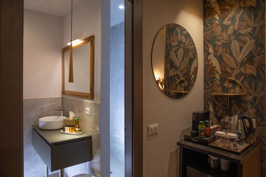 INTOMILAN Galleria Duomo I Boutique & Design Aparthotel - Resim 34