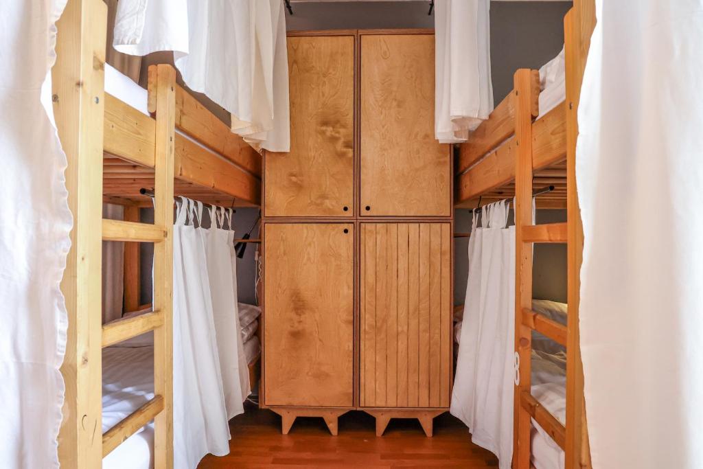 Flamingo Centrum - 10-Bed Mixed Dormitory Room