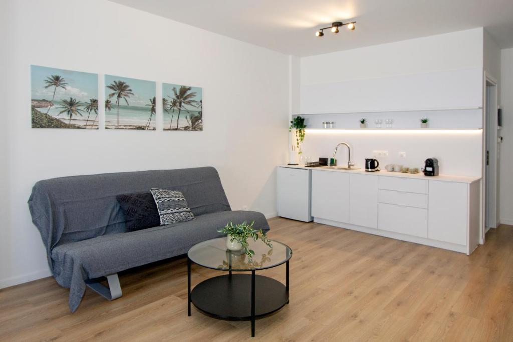 FRINELY Apartments - 5