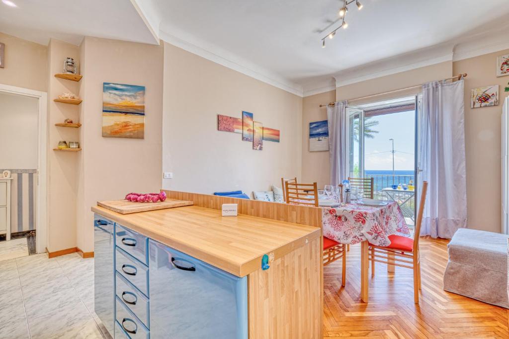 Fotografia z galérie ubytovania Sunny House Spiagge e Ciclabile - Happy Rentals v Sanreme