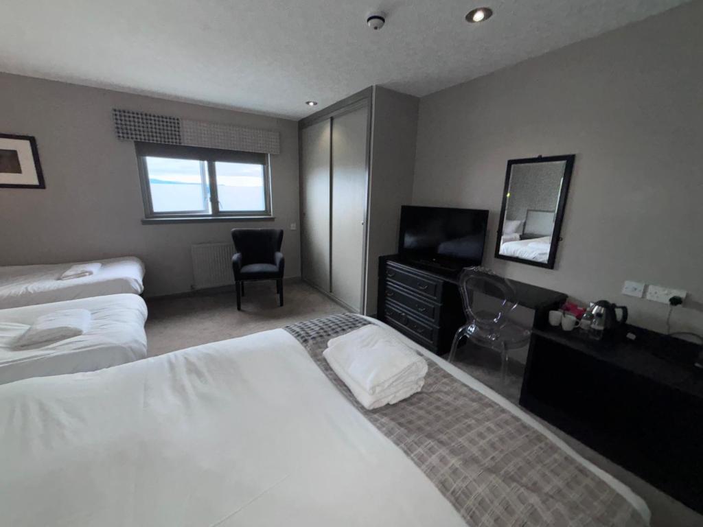 Richmond Park Hotel - Family Room