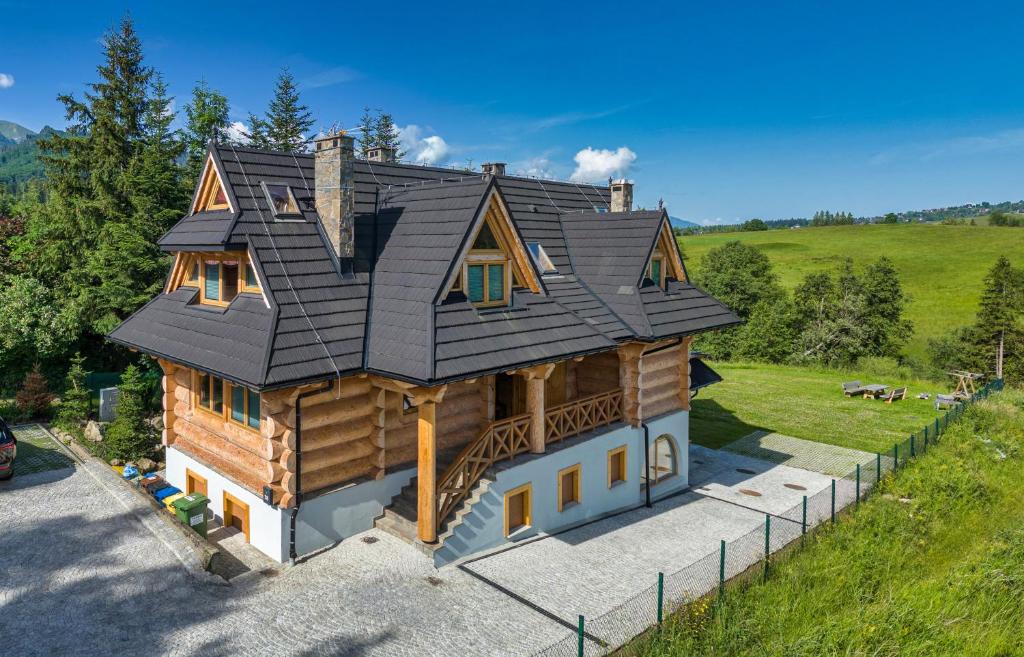 Budova, v ktorej sa horská chata nachádza