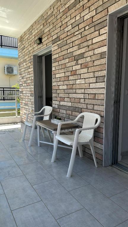Balkón nebo terasa v ubytování Alice Apartment