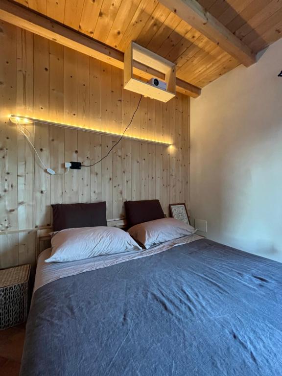 Postel nebo postele na pokoji v ubytování Myosotyss apartment