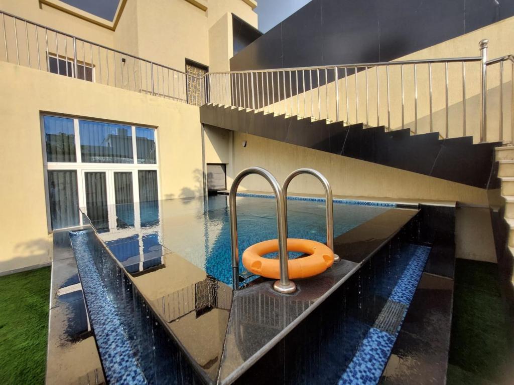 Bazén v ubytování Arayik Resort nebo v jeho okolí