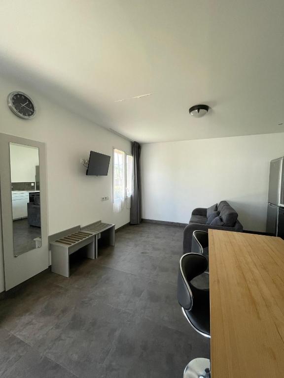 Brit Hotel Marvejols - Appartement