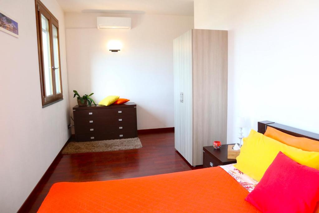 Postel nebo postele na pokoji v ubytování B&B DA CHIARA SEA SIGHT