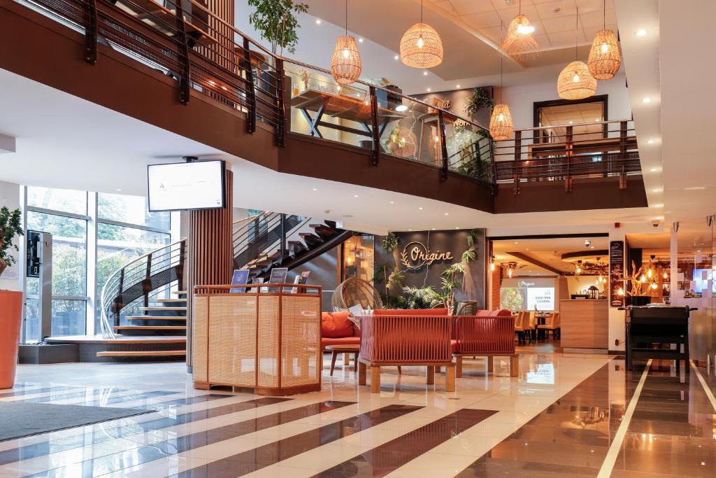 Novotel Luxembourg Centre - Housity