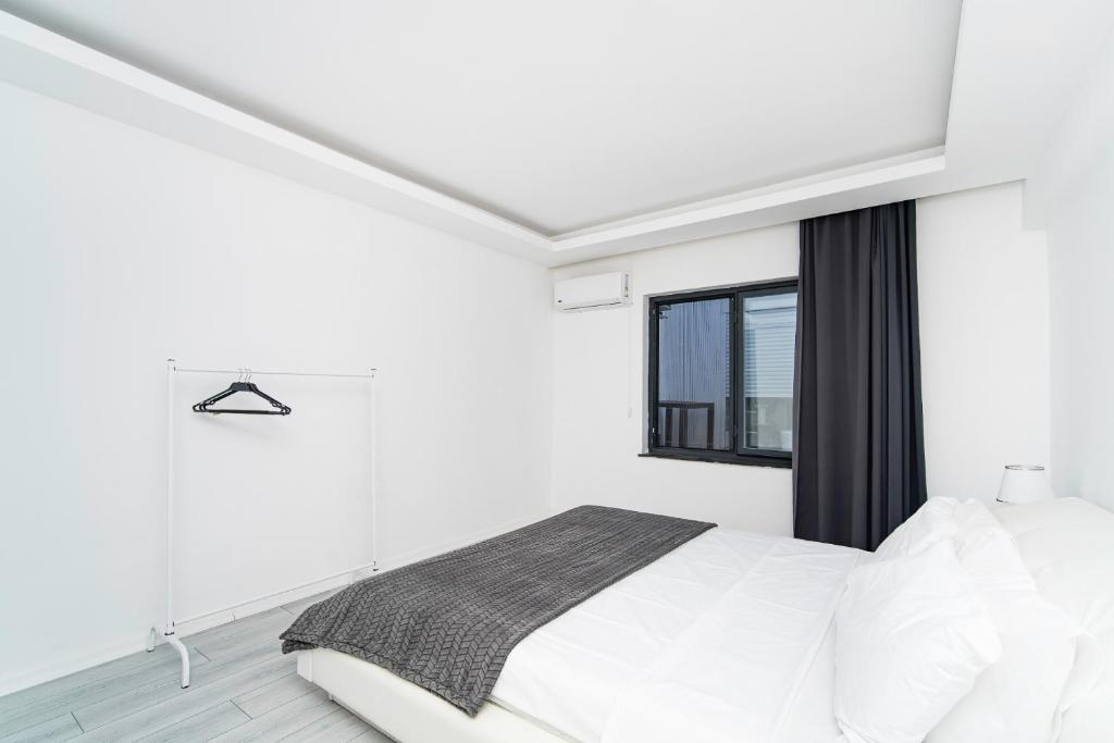Suitetrails - Villa w Priv. Pool Garden - All Rooms w AC