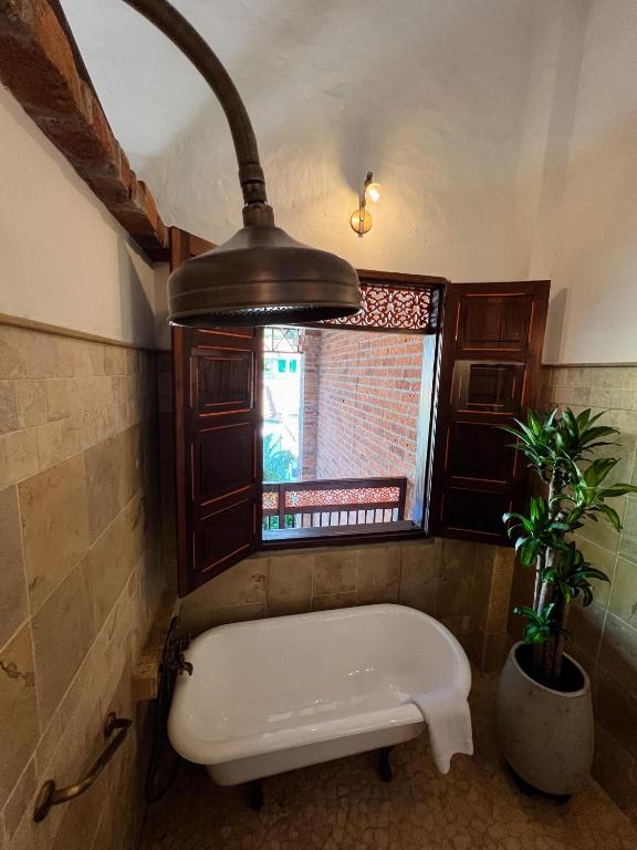 Koupelna v ubytování Casa Linaje Hotel Boutique - Cauca Viejo - Mayores de 10 años -