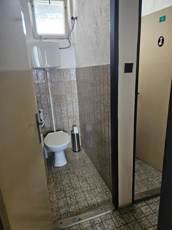 Koupelna v ubytování Levné ubytování Železná Ruda