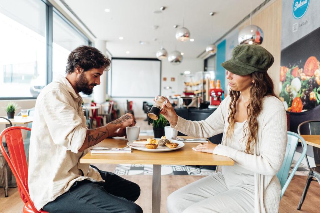 Stay Hotel Lisboa Aeroporto - Resim 24