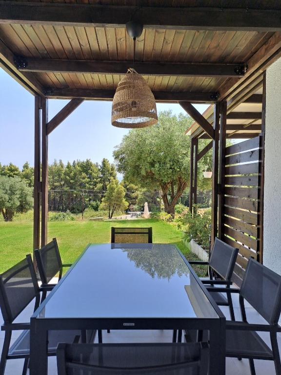 Zahrada ubytování Tessera - Exclusive Stylish Maisonette in Kriopigi