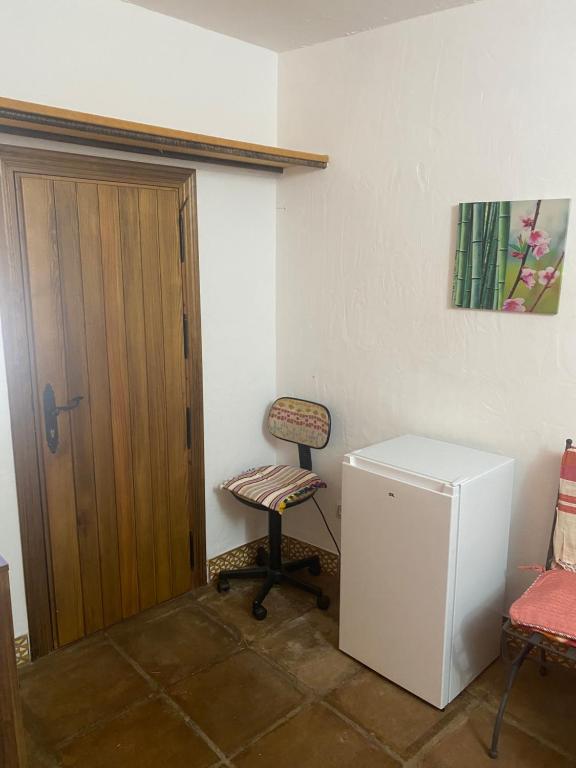 Fotografie z fotogalerie ubytování Cuarto encantador rústico v destinaci Los Barrios