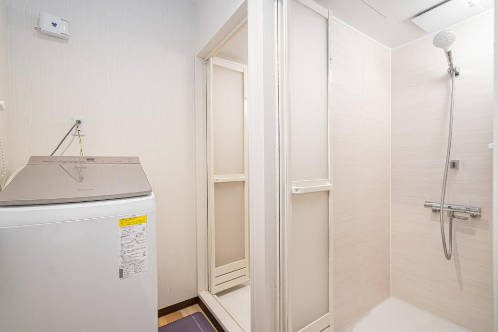 Asakusa,Ginza,Ueno,Skytree,Stn&Conv 1min ,Family suite,45 Mins to Airport,Kiyoka Villa 清禾的一间浴室