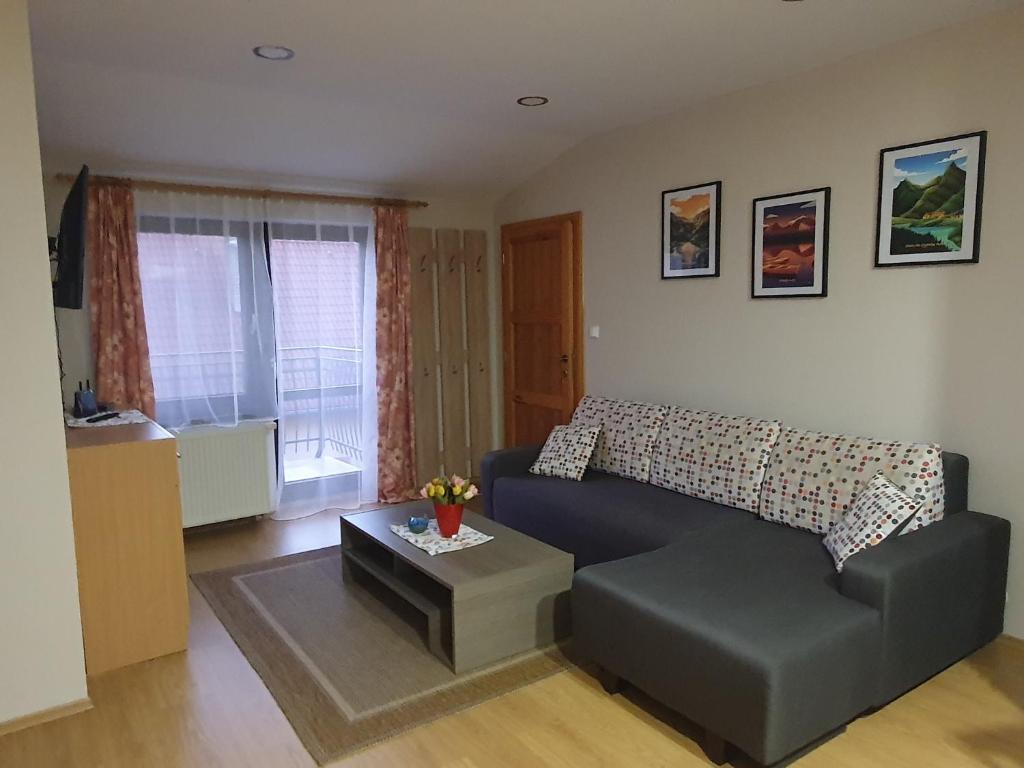 Privat Bartky - Appartement De Deux Chambres