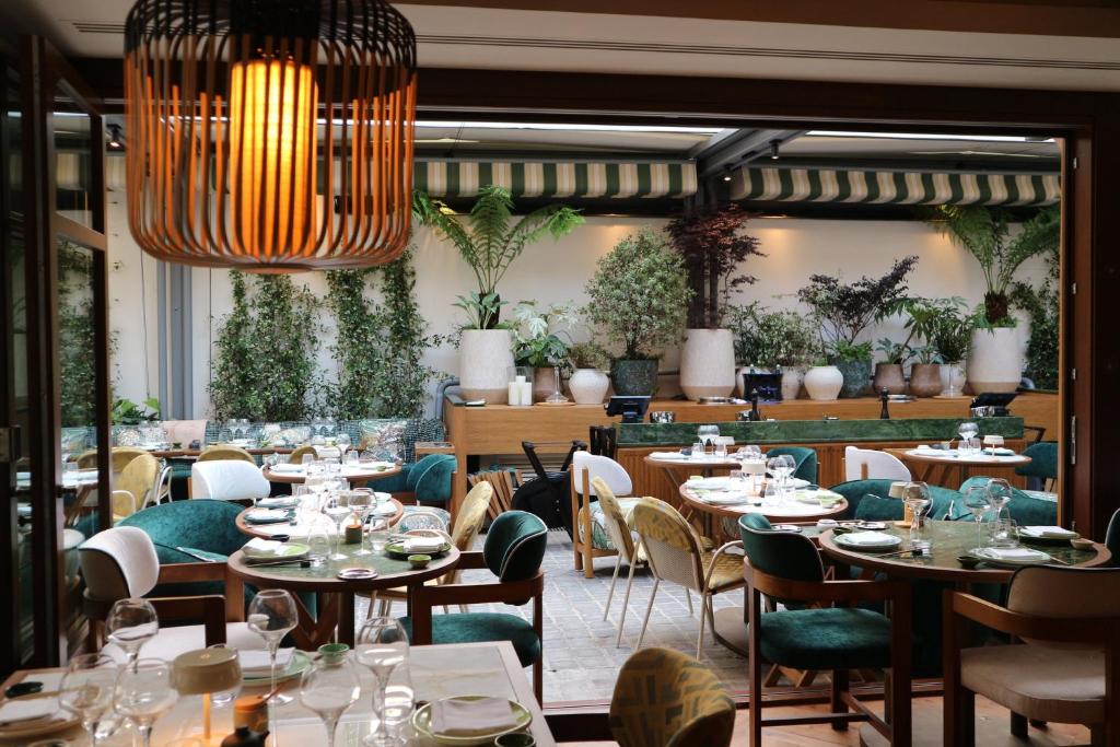 InterContinental Paris Champs Elysées Etoile by IHG - Resim 9