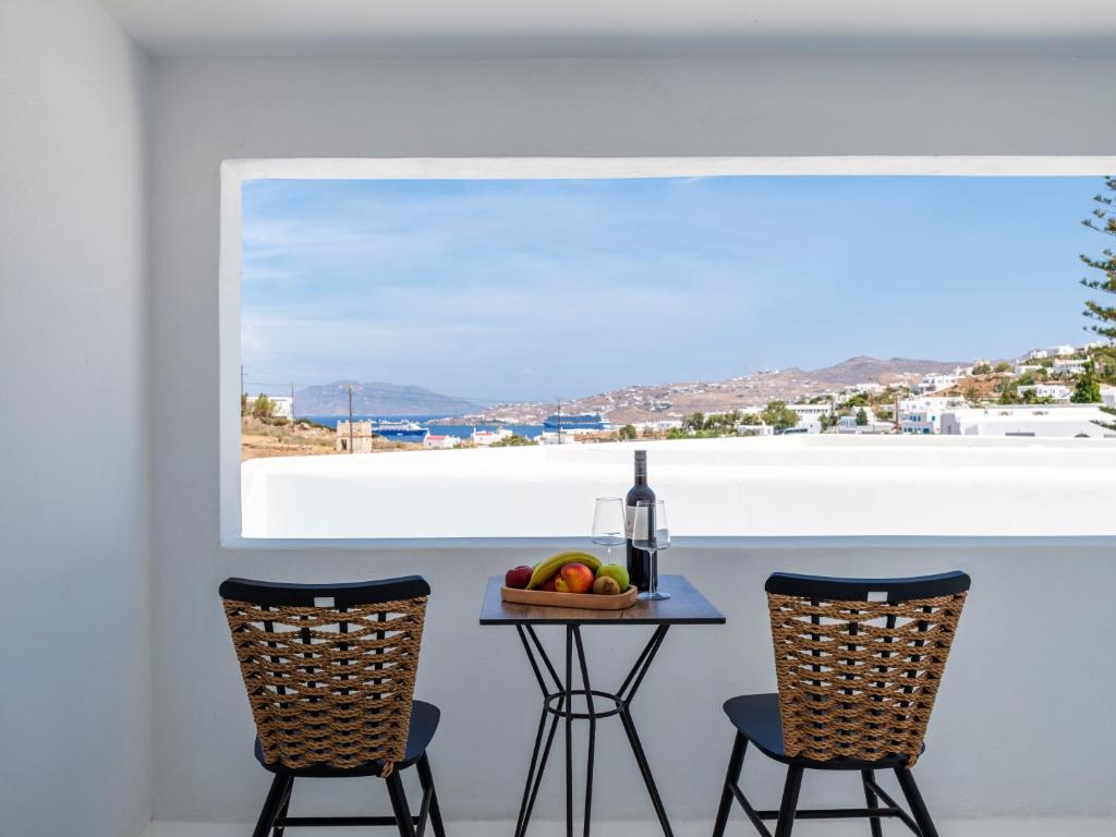 Akkadian LGBT Boutique Hotel - Deluxe Double Room With Side Sea View