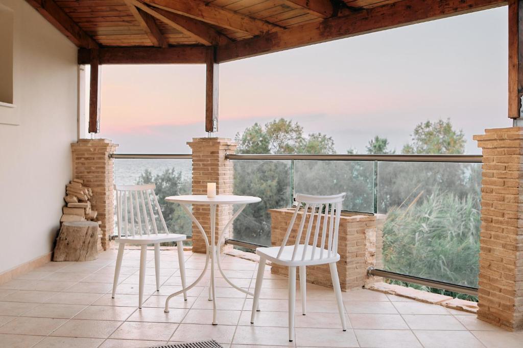 Balkón nebo terasa v ubytování Royal Sea View Villa