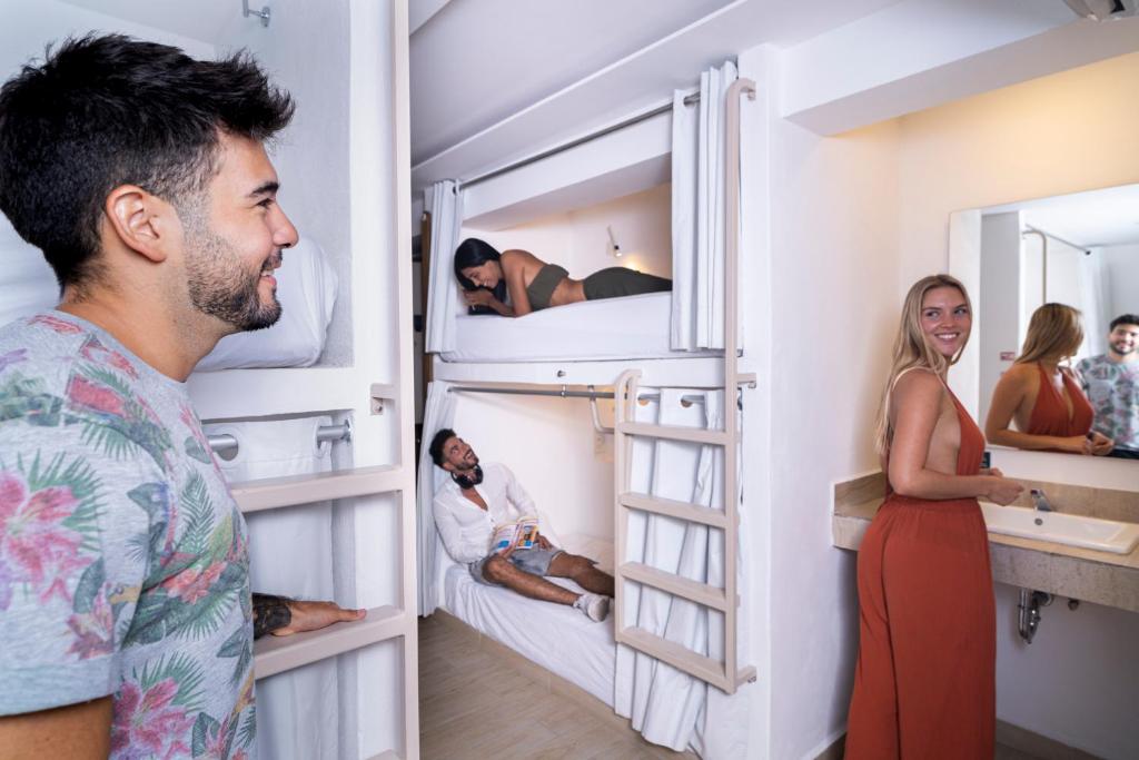 Hosté ubytování Digital Nomads Hotel & CoLiving