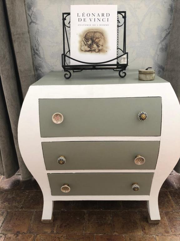 La Demeure d'Euphrosine - Chambre De Luxe (2 Adultes + 1 Enfant)