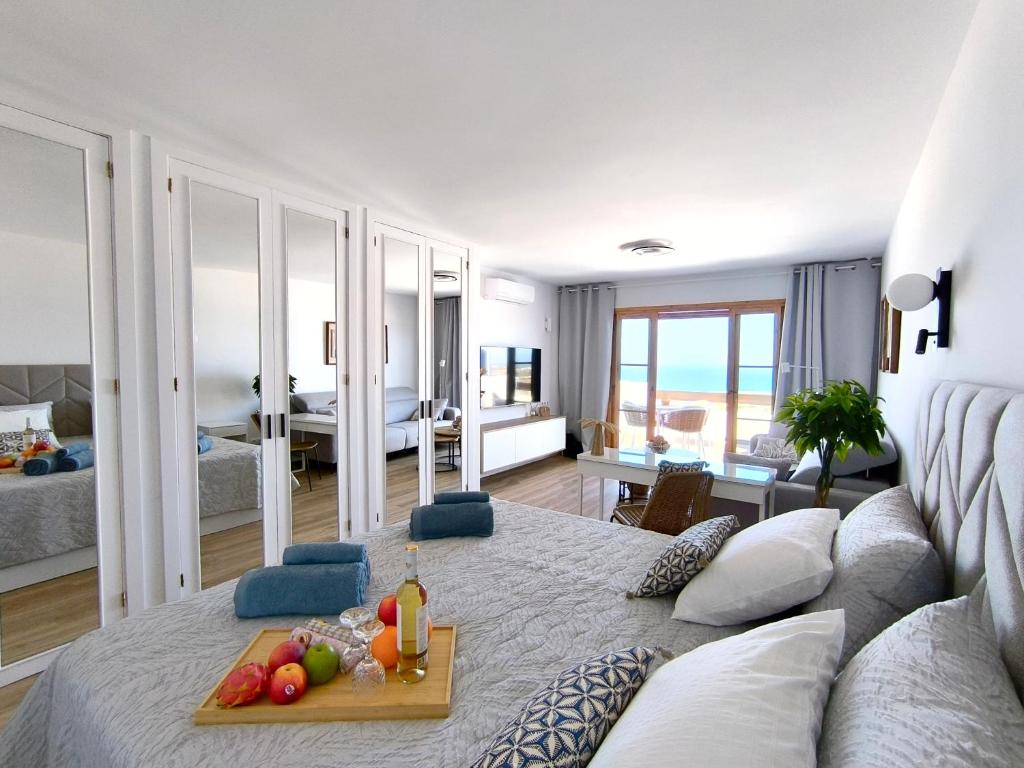 Los Cristianos - breathtaking view, AC, heated pool, fibre net