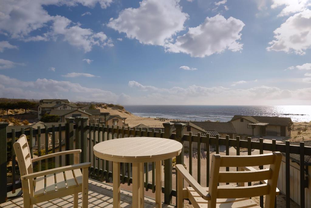 Sanctuary Beach Resort - 